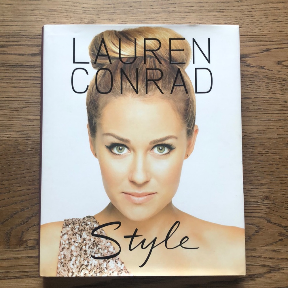 Lauren Conrad styling book